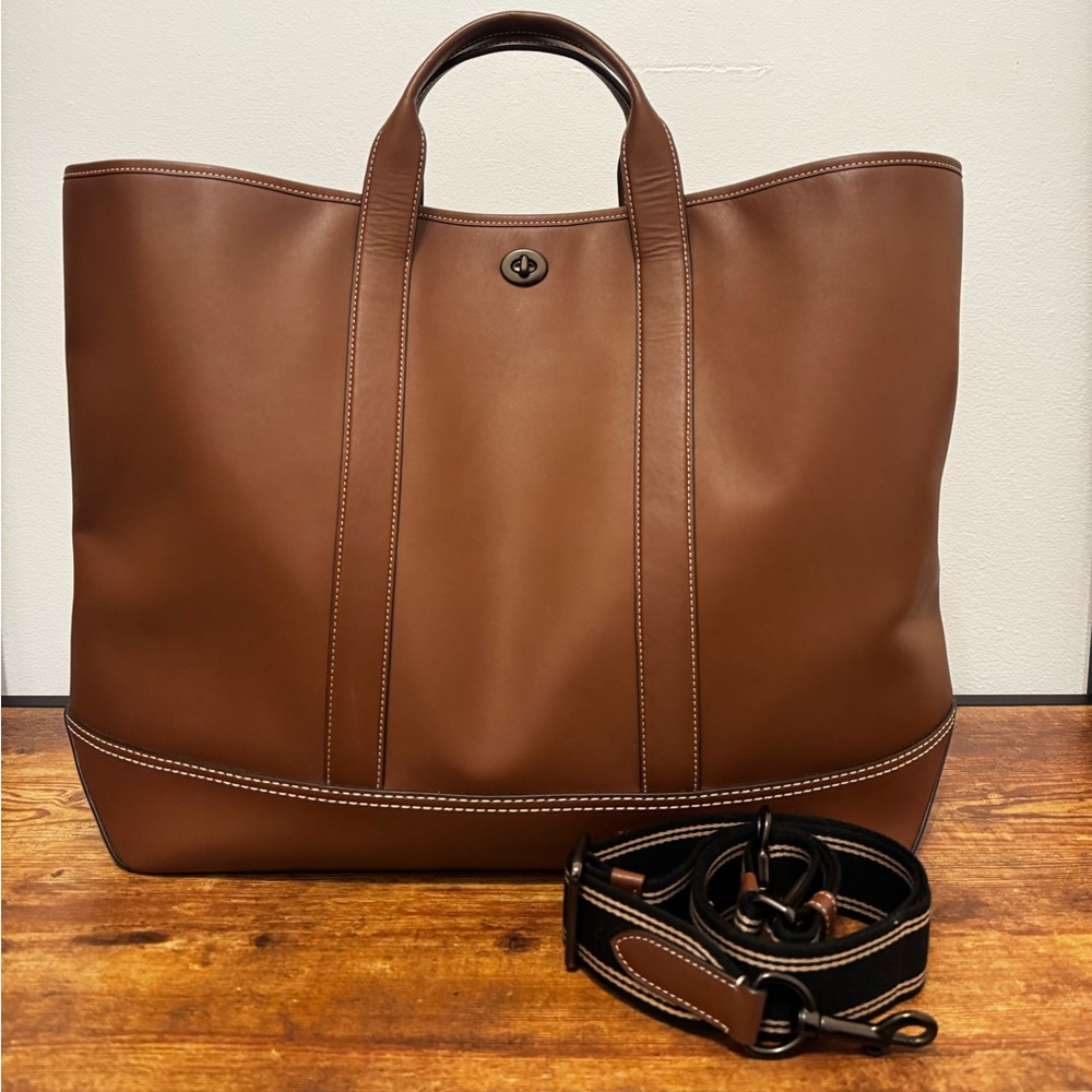 Coach Toby Turnlock Tote